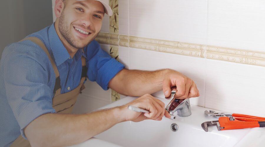 Professional clogged drains services in Farnam, NE